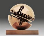 Opera SFERA  di ARNALDO POMODORO